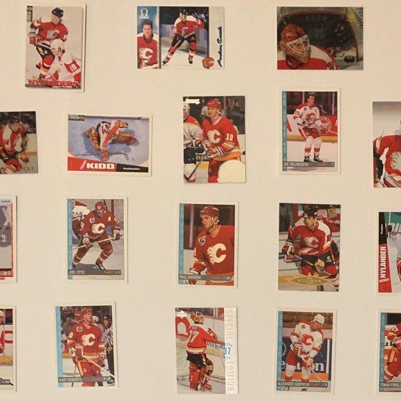 Calgary Flames Vintage NHL Hockey Cards - Lot of 18 w/ Fleury, Kidd, Roberts ++ - Picture 1 of 5